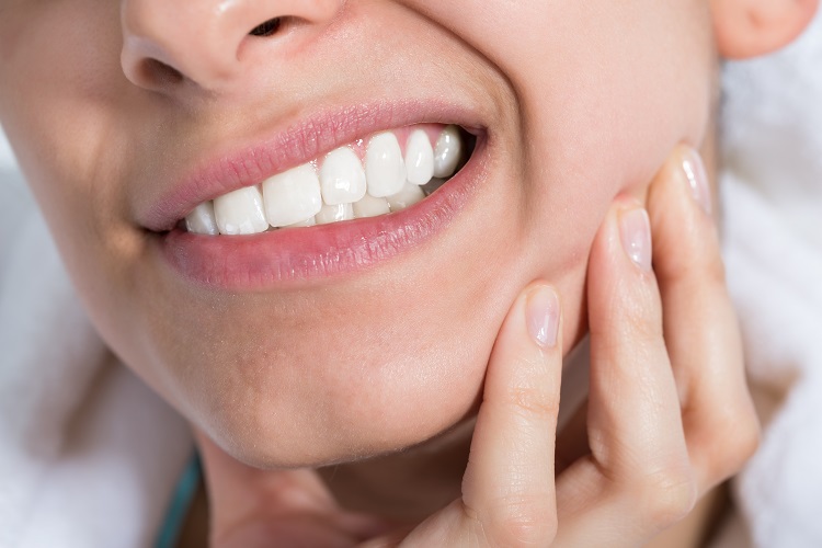 راهکارهای کاهش ورم دندان